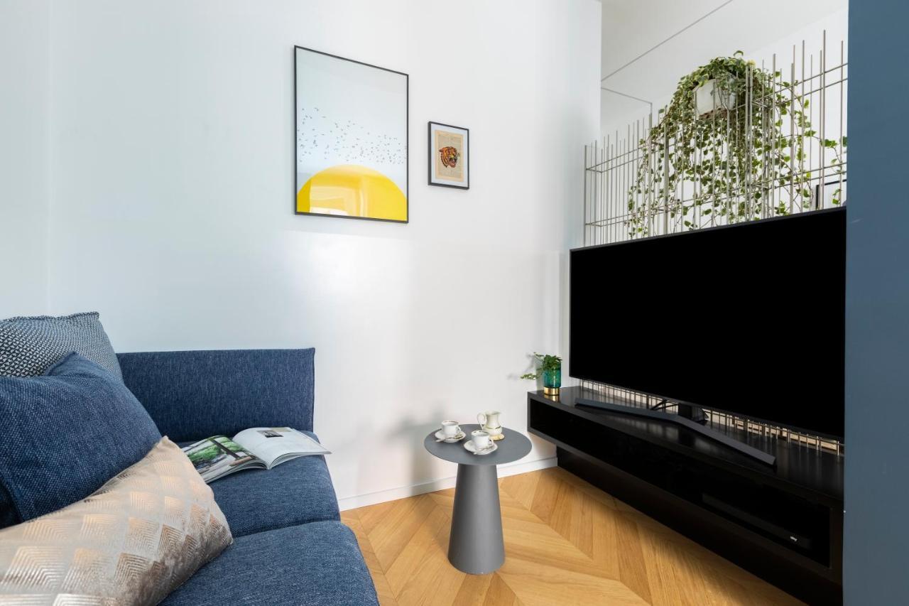 Romac Trinity - 3bdr With Sauna & Jacuzzi In Campo De Fiori Apartment *