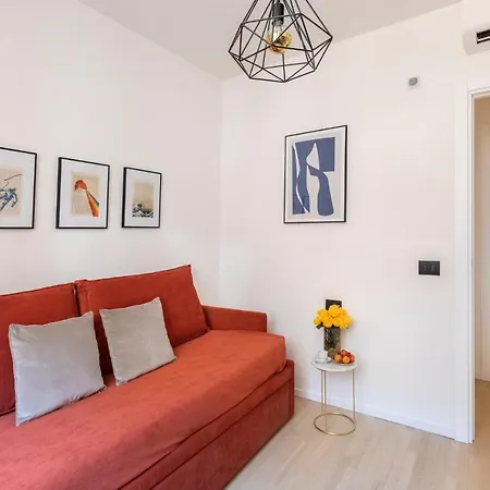 Romac Trinity - 3Bdr Apartment With Sauna & Jacuzzi In Campo De Fiori Exterior photo