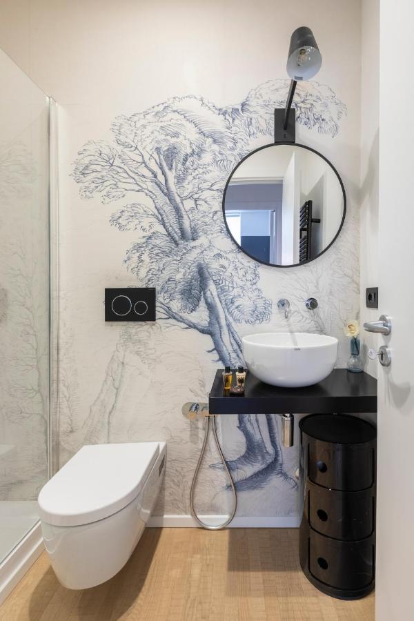Romac Trinity - 3bdr With Sauna & Jacuzzi In Campo De Fiori Apartment