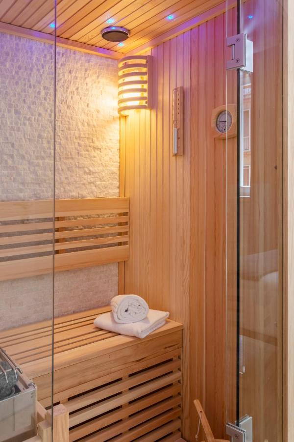 Apartment Romac Trinity - 3bdr With Sauna & Jacuzzi In Campo De Fiori Rome